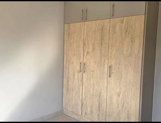 6 BEDROOM HOUSE FOR SALE IN WONDERBOOM
